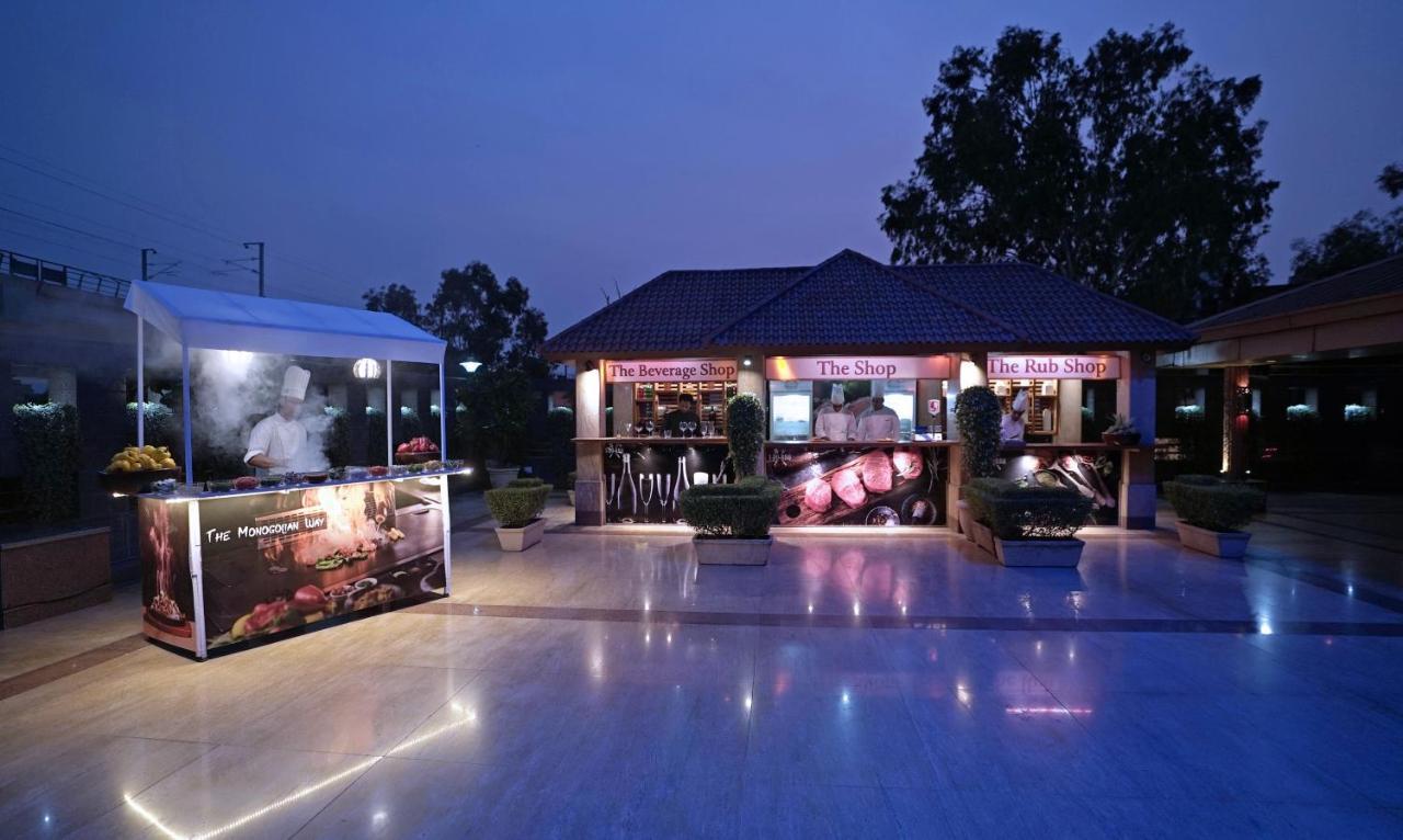 Hotel Jaypee Siddharth Neu-Delhi Exterior foto